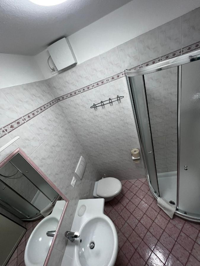 Apartment Cornicello With Pool By Glam Bardolino Zewnętrze zdjęcie